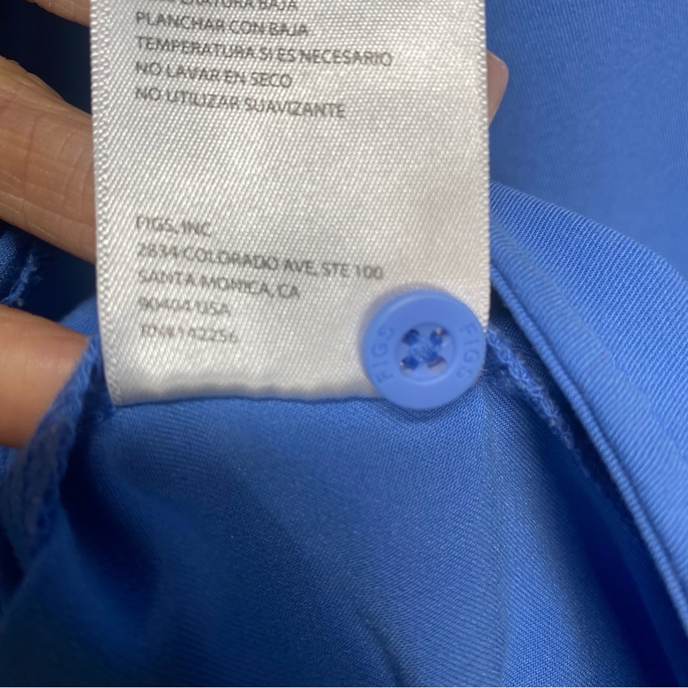 Figs Women's Cap-Sleeve Scrub Top in Bright Blue - Picture 14 of 16